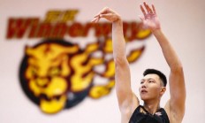 B体育-易建联获得CBA总决赛MVP，领航广东宏远卫冕冠军